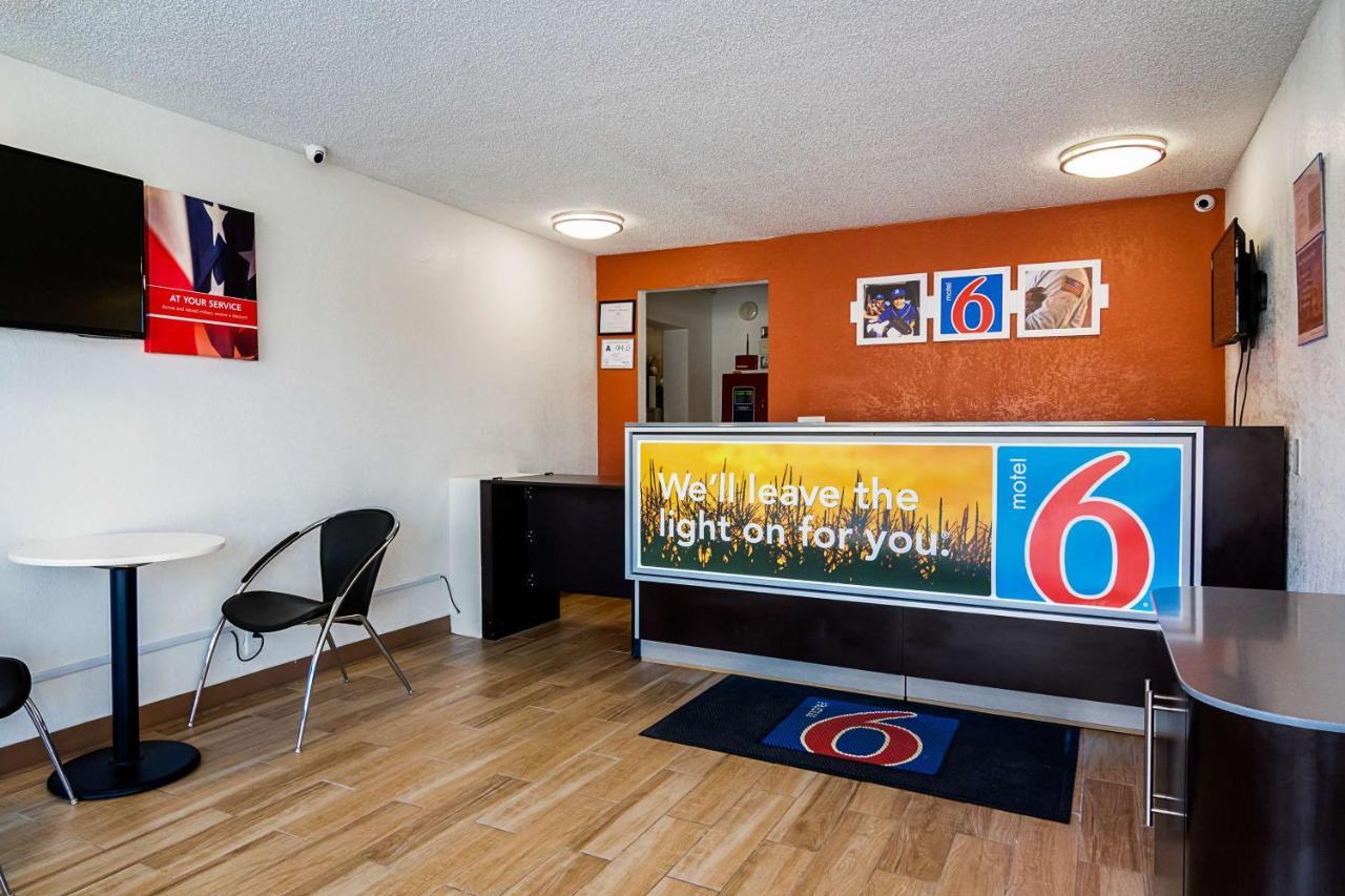 אשבורו Econo Lodge מראה חיצוני תמונה