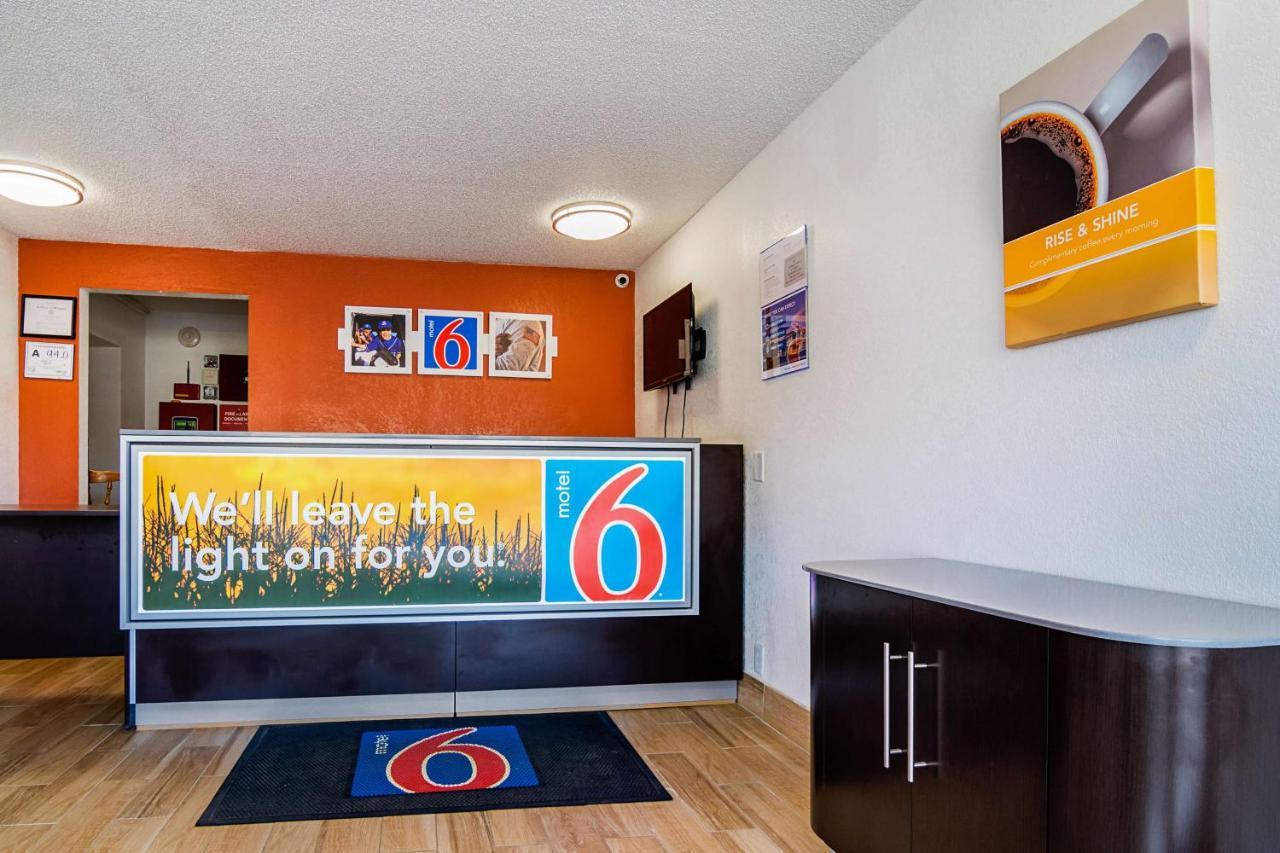 אשבורו Econo Lodge מראה חיצוני תמונה